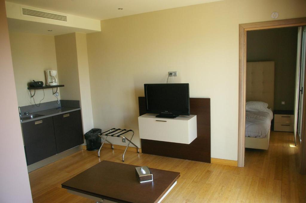 Mandara Hotel 3*